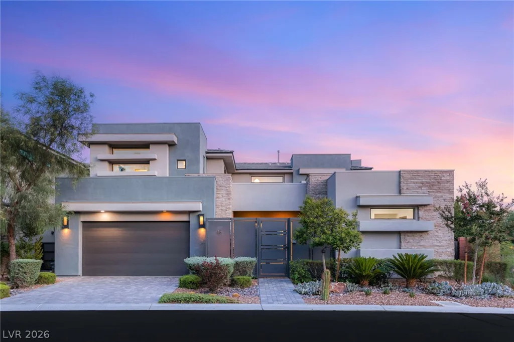 15 Gemstar, Las Vegas, NV 89135