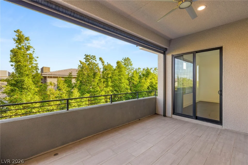 15 Gemstar, Las Vegas, NV 89135