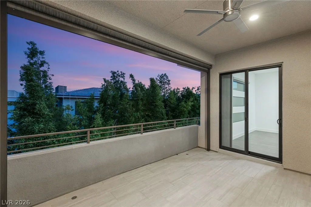 15 Gemstar, Las Vegas, NV 89135