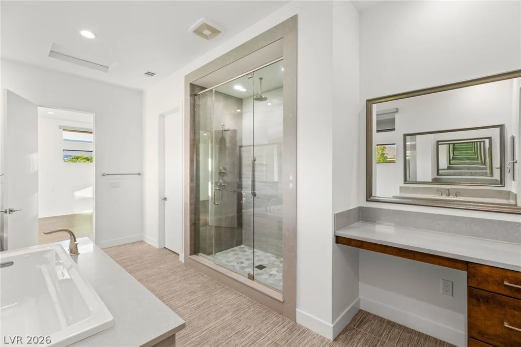 15 Gemstar, Las Vegas, NV 89135