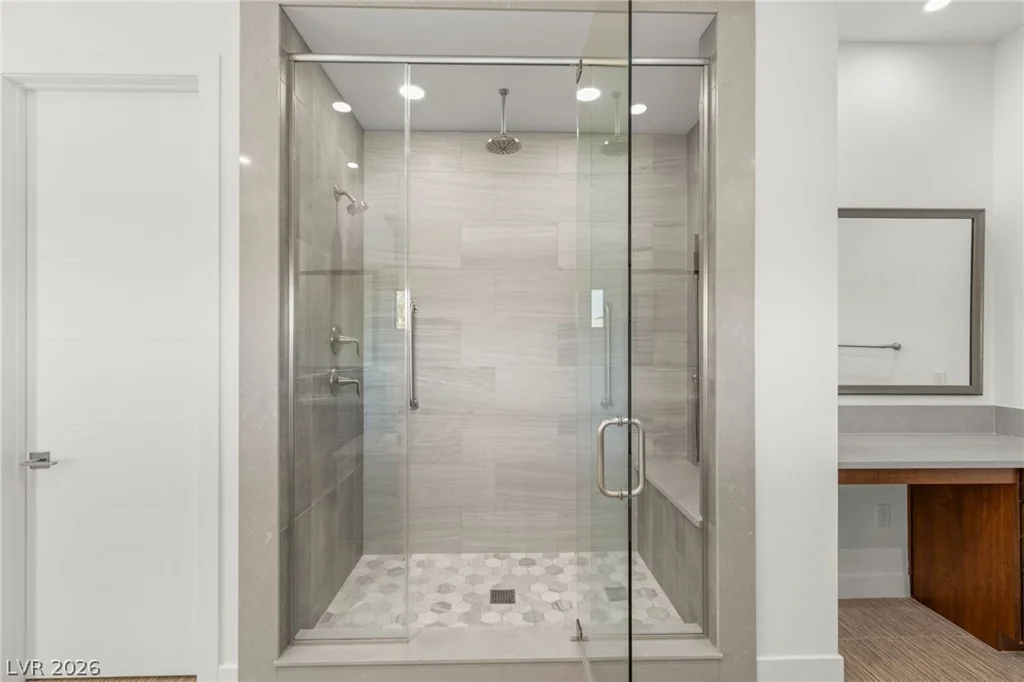 15 Gemstar, Las Vegas, NV 89135