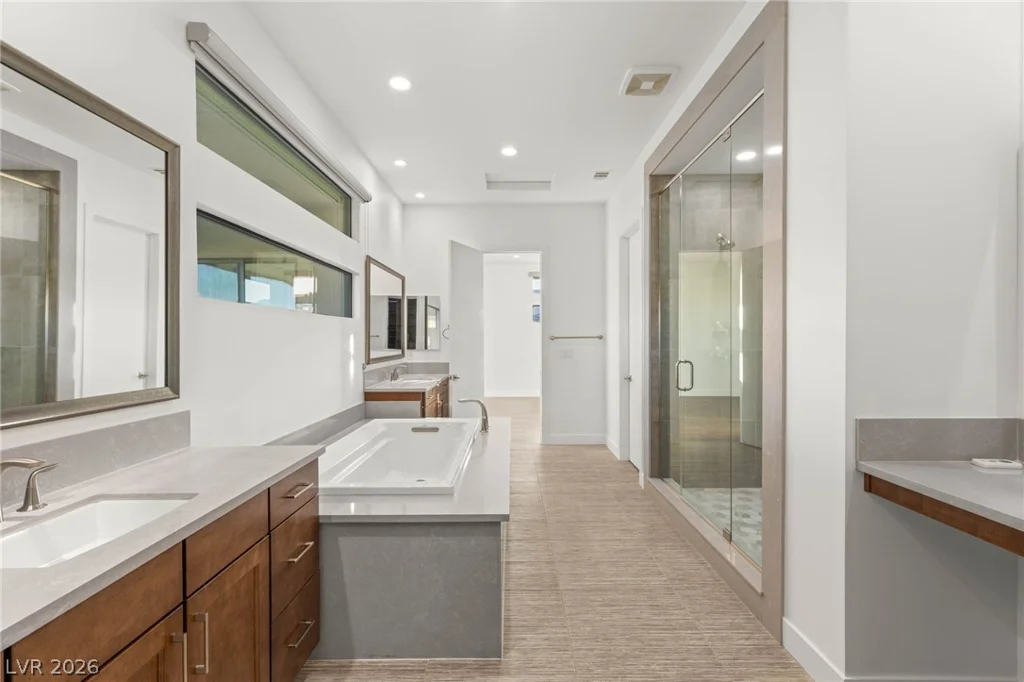 15 Gemstar, Las Vegas, NV 89135