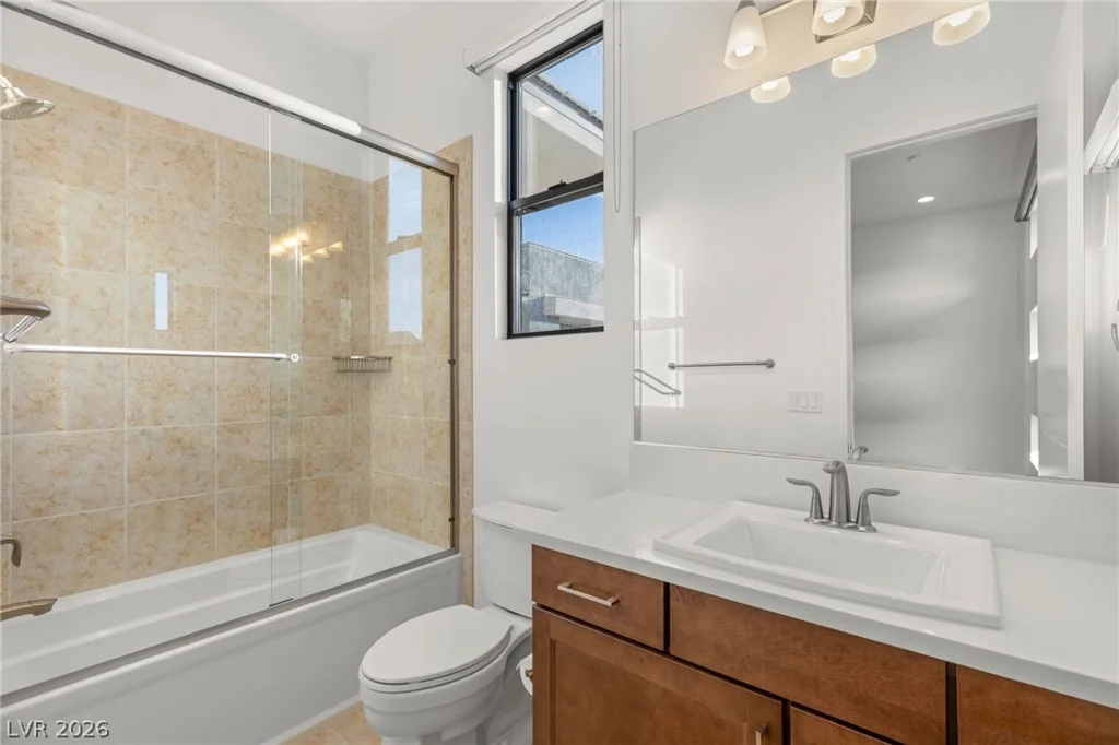 15 Gemstar, Las Vegas, NV 89135