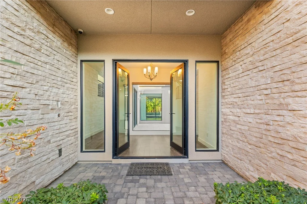 15 Gemstar, Las Vegas, NV 89135