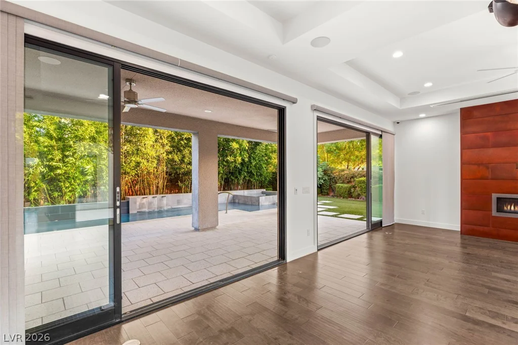 15 Gemstar, Las Vegas, NV 89135