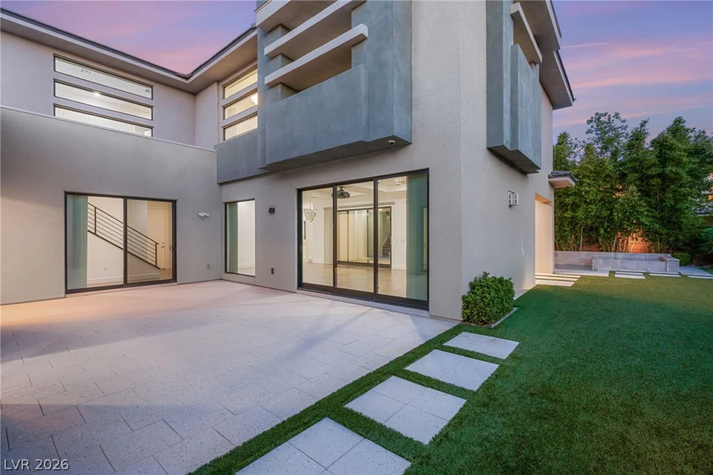 15 Gemstar, Las Vegas, NV 89135