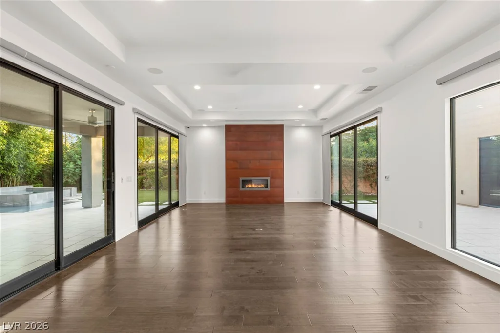 15 Gemstar, Las Vegas, NV 89135
