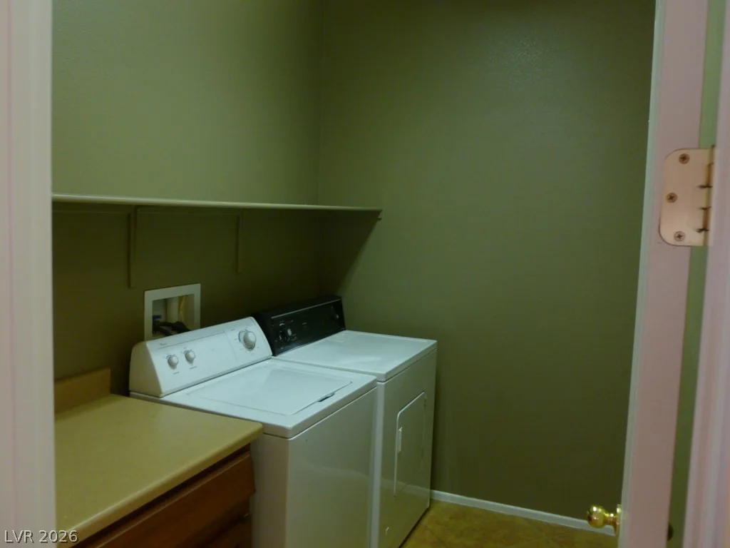 5717 Leonidas, North Las Vegas, NV 89031