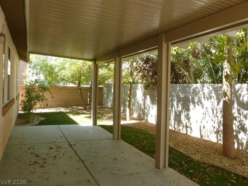 5717 Leonidas, North Las Vegas, NV 89031