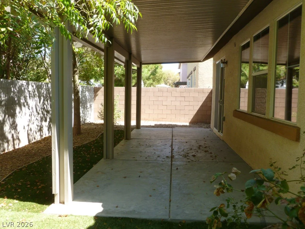 5717 Leonidas, North Las Vegas, NV 89031