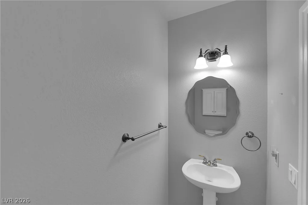 8739 Coldwater Canyon, Las Vegas, NV 89123