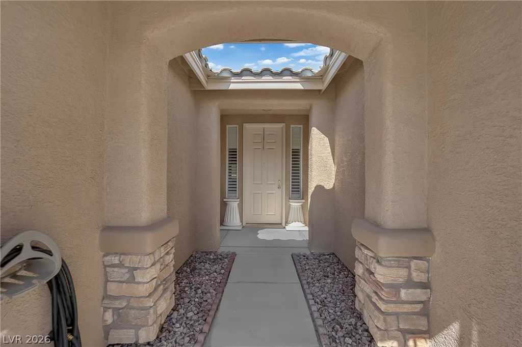 8739 Coldwater Canyon, Las Vegas, NV 89123