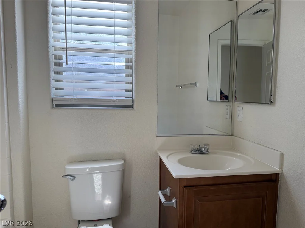 6503 Holyrod Park, Las Vegas, NV 89122