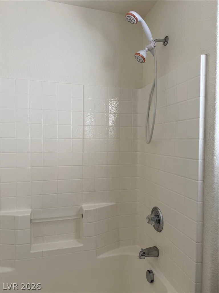 6503 Holyrod Park, Las Vegas, NV 89122