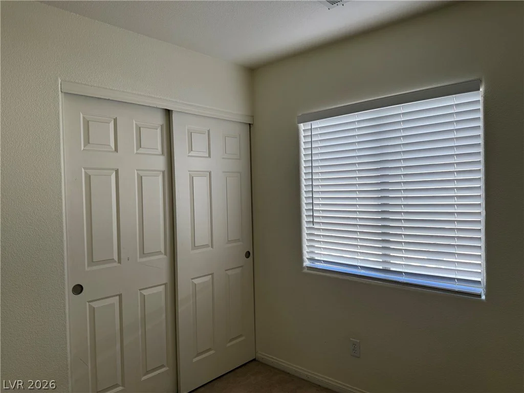 6503 Holyrod Park, Las Vegas, NV 89122