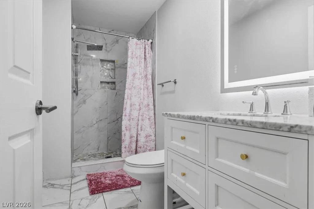 3624 Twinbreeze, Las Vegas, NV 89129