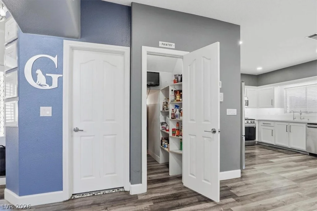 3624 Twinbreeze, Las Vegas, NV 89129