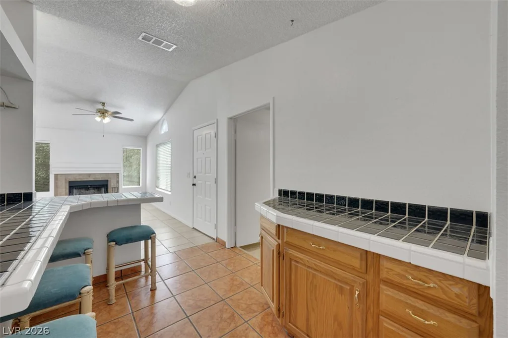 1940 Tide, Las Vegas, NV 89156