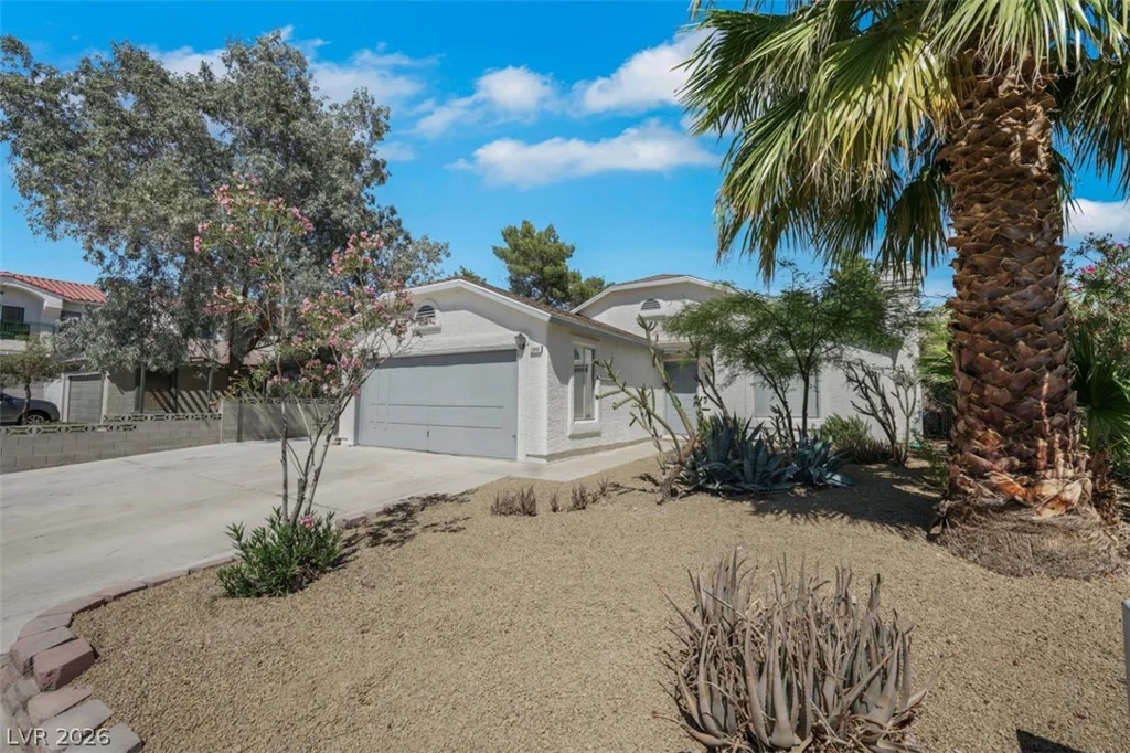 1940 Tide, Las Vegas, NV 89156