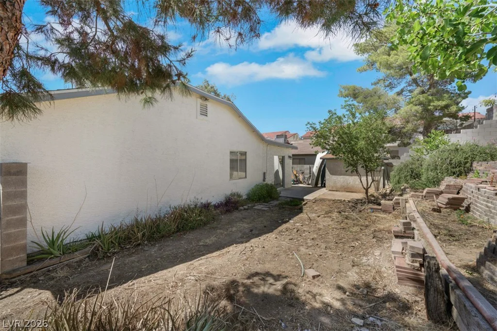 1940 Tide, Las Vegas, NV 89156
