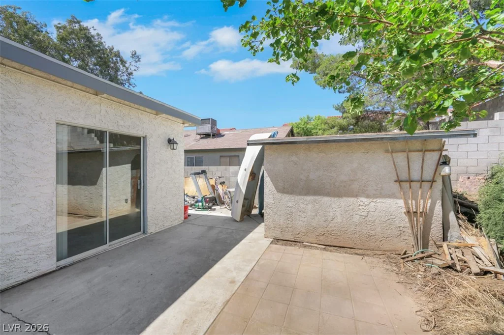 1940 Tide, Las Vegas, NV 89156