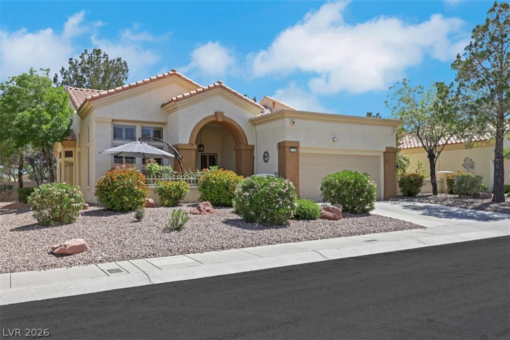 2110 Spring Water, Las Vegas, NV 89134