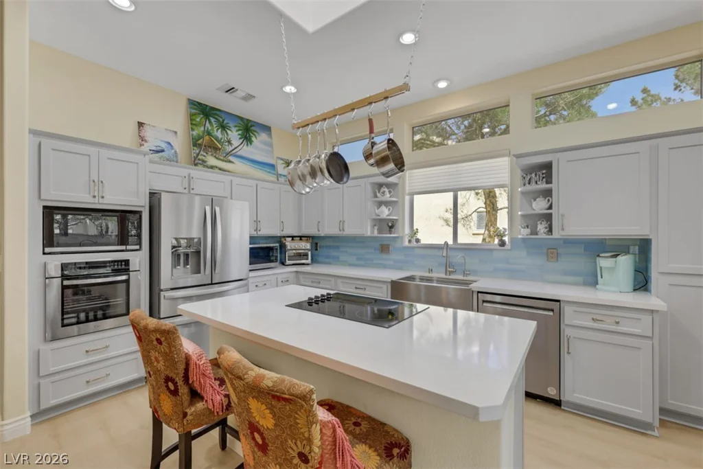 2110 Spring Water, Las Vegas, NV 89134