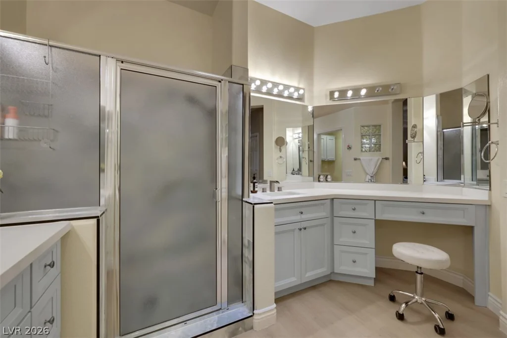 2110 Spring Water, Las Vegas, NV 89134