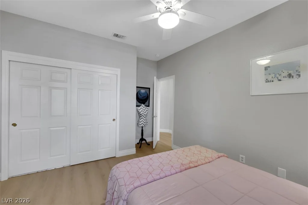 2110 Spring Water, Las Vegas, NV 89134