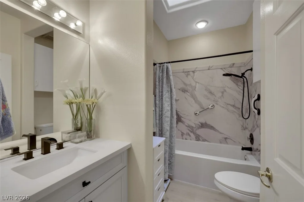 2110 Spring Water, Las Vegas, NV 89134