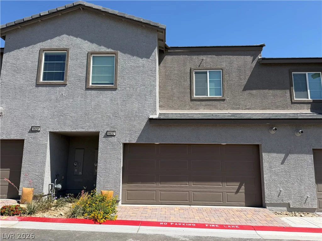 9652 Axel Falls, Las Vegas, NV 89143