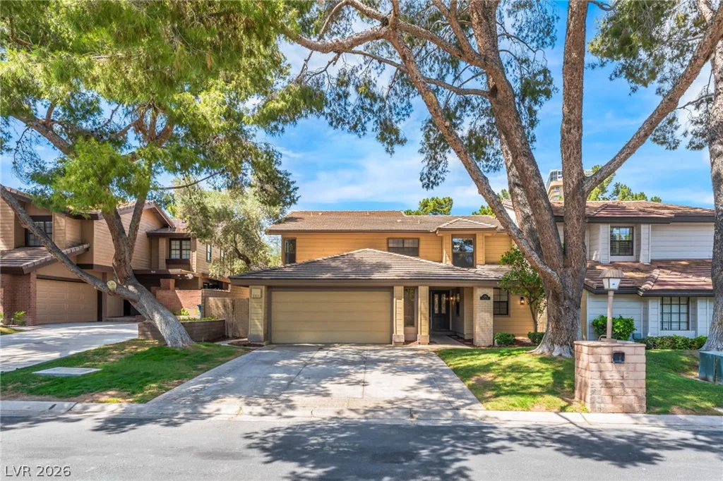 976 Pinehurst, Las Vegas, NV 89109