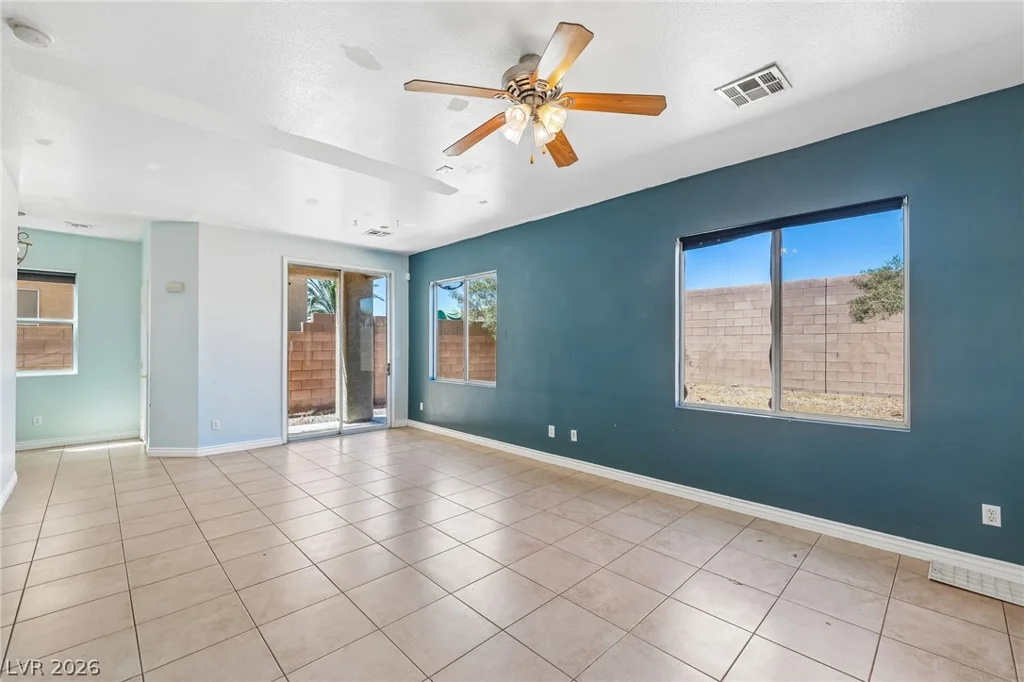 2641 La Mata, Las Vegas, NV 89108
