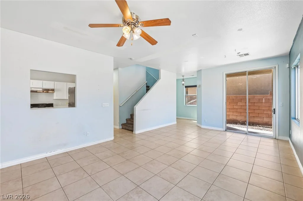 2641 La Mata, Las Vegas, NV 89108