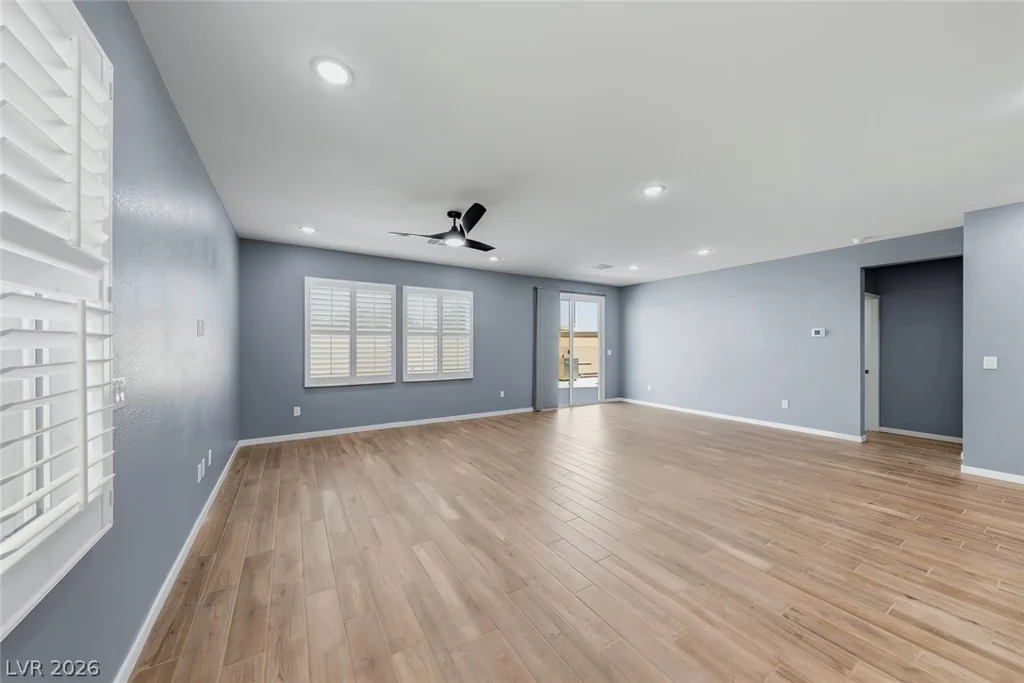 8672 Bench, Las Vegas, NV 89139