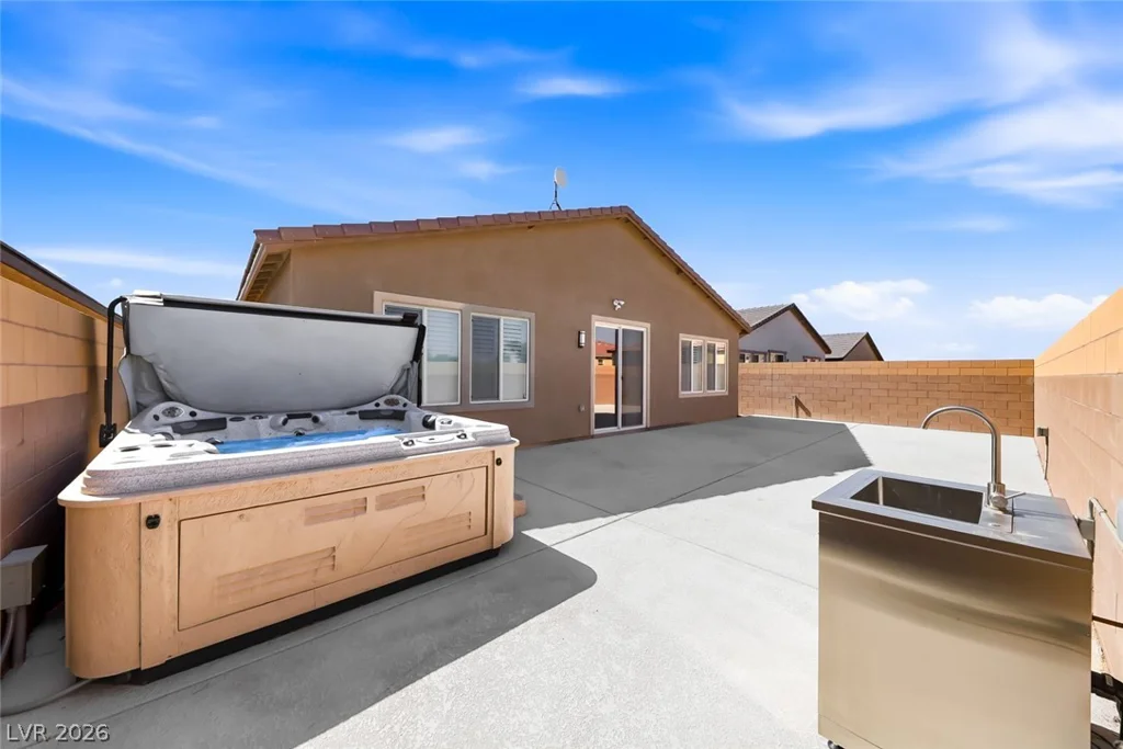 8672 Bench, Las Vegas, NV 89139