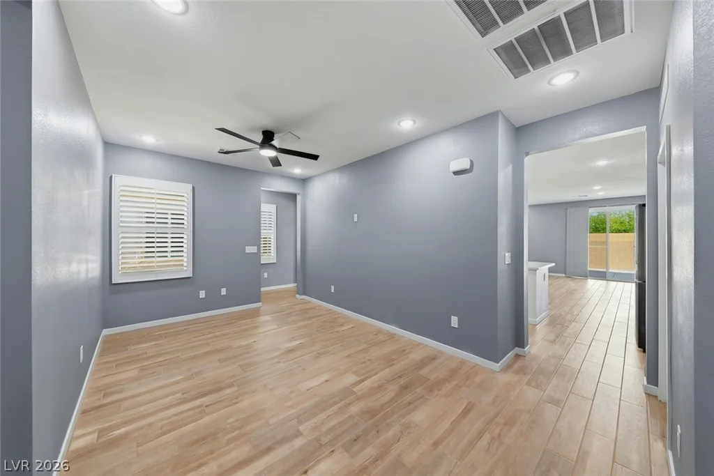 8672 Bench, Las Vegas, NV 89139