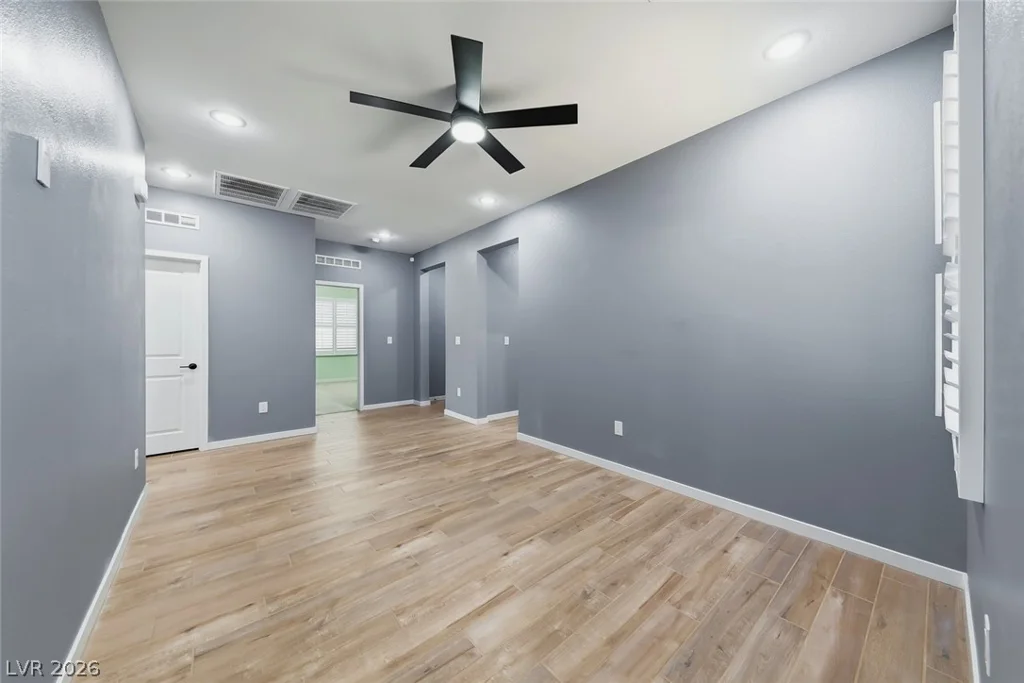8672 Bench, Las Vegas, NV 89139