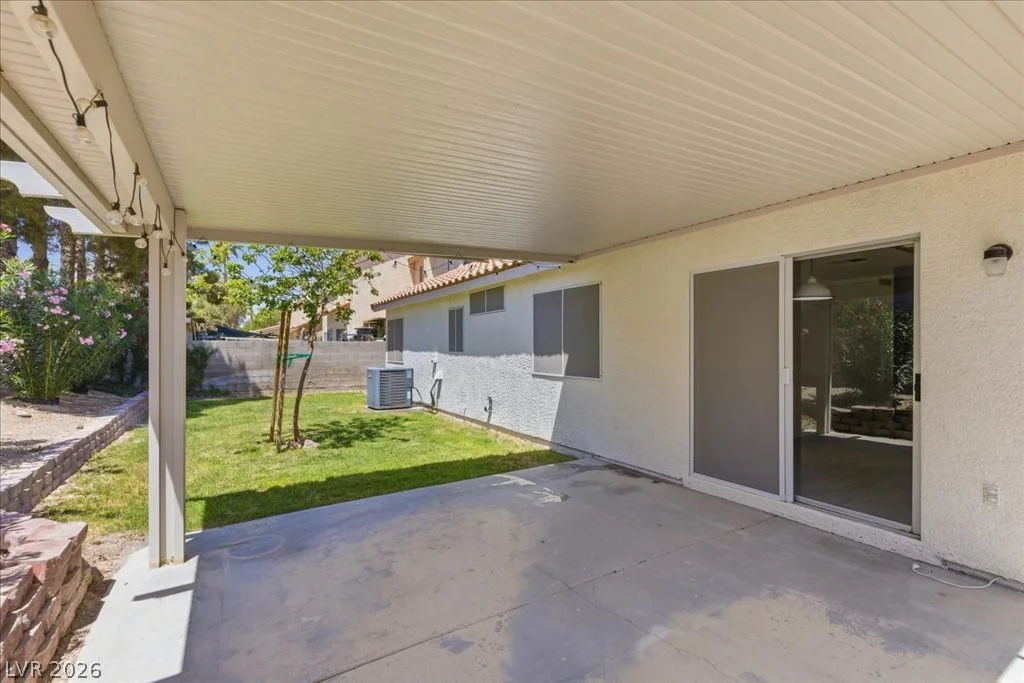 1623 Black Hills, North Las Vegas, NV 89031