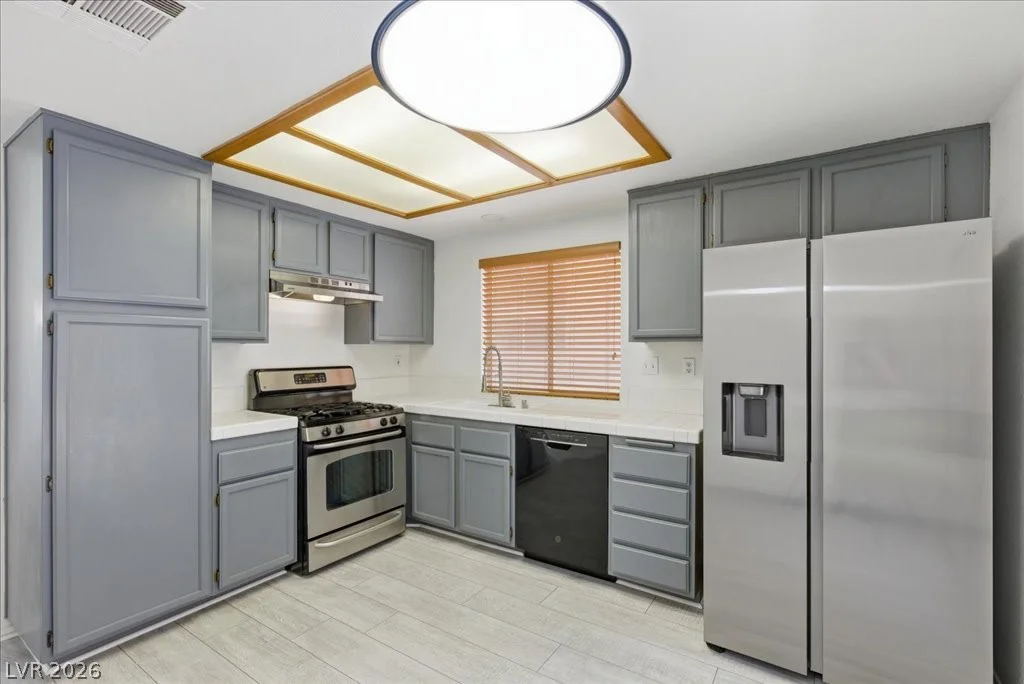 1623 Black Hills, North Las Vegas, NV 89031