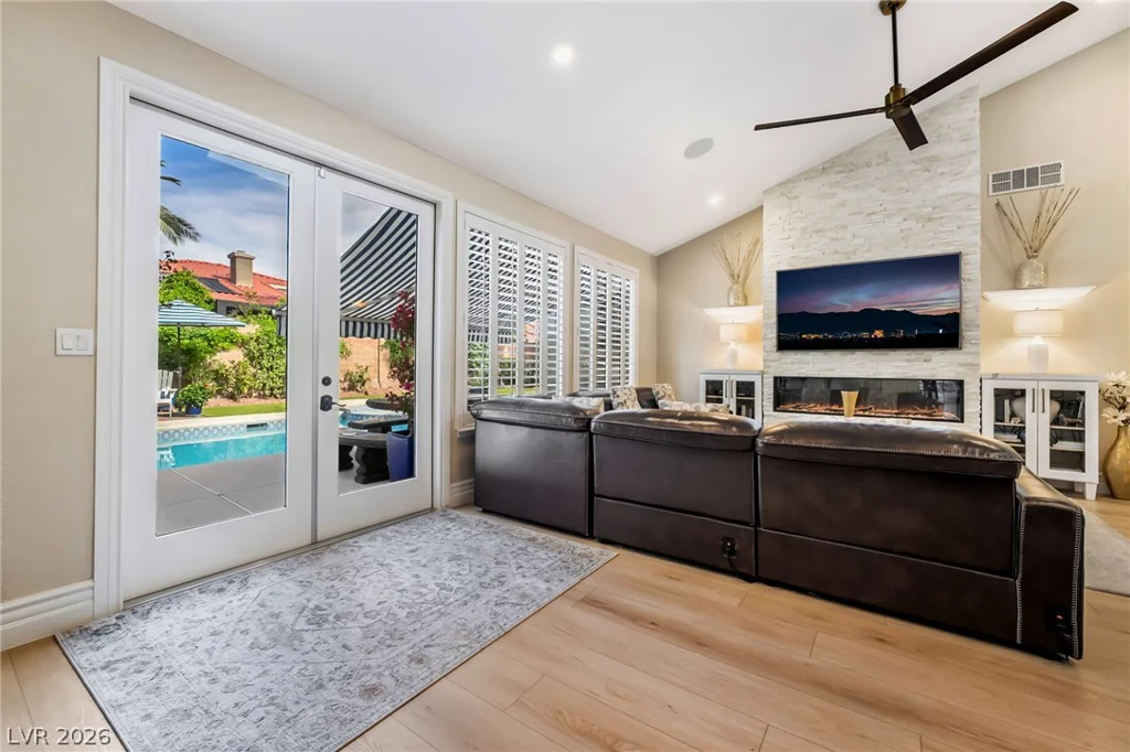 189 Camrose, Henderson, NV 89074