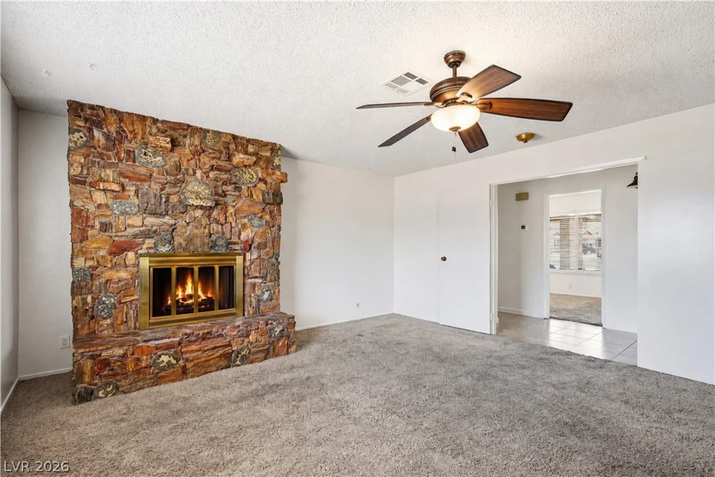6067 Yorkshire, Las Vegas, NV 89156