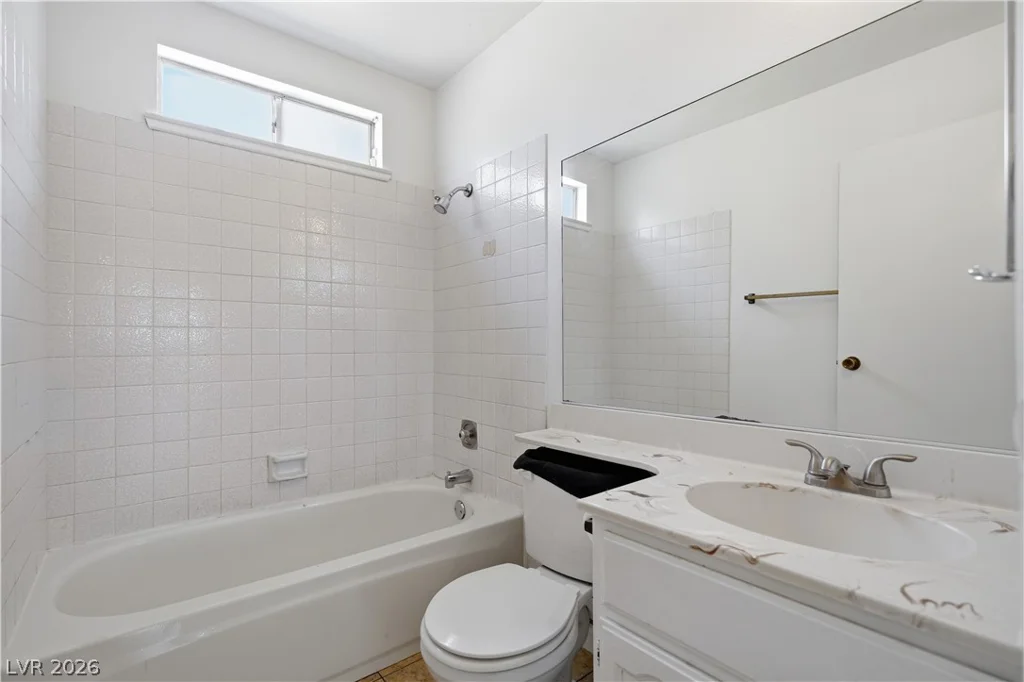 6067 Yorkshire, Las Vegas, NV 89156