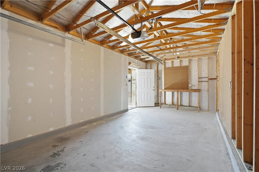 6067 Yorkshire, Las Vegas, NV 89156