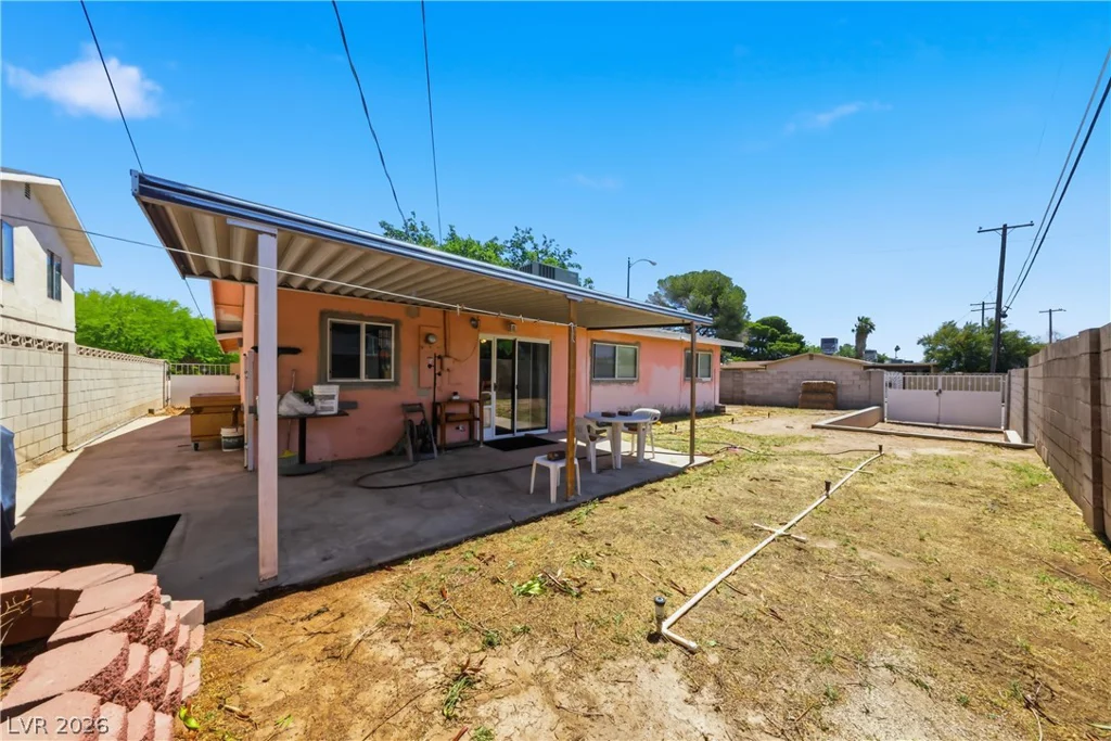 3347 Florrie, Las Vegas, NV 89121
