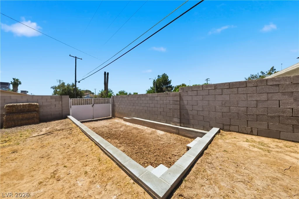 3347 Florrie, Las Vegas, NV 89121