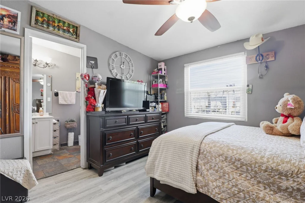 3601 Chevy Chase, Las Vegas, NV 89110