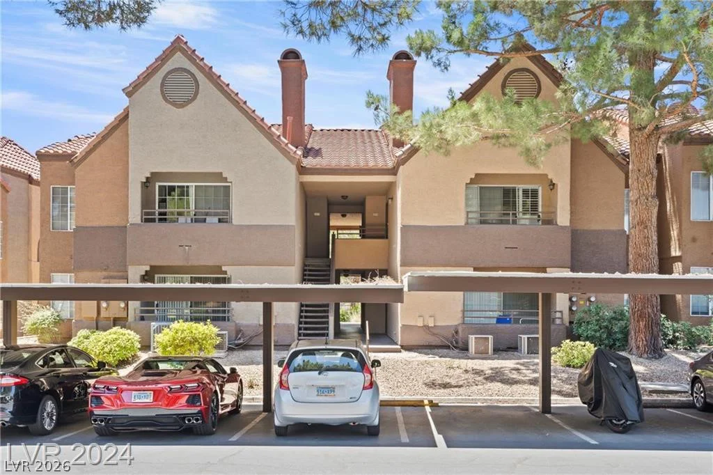 2200 Fort Apache, Las Vegas, NV 89117