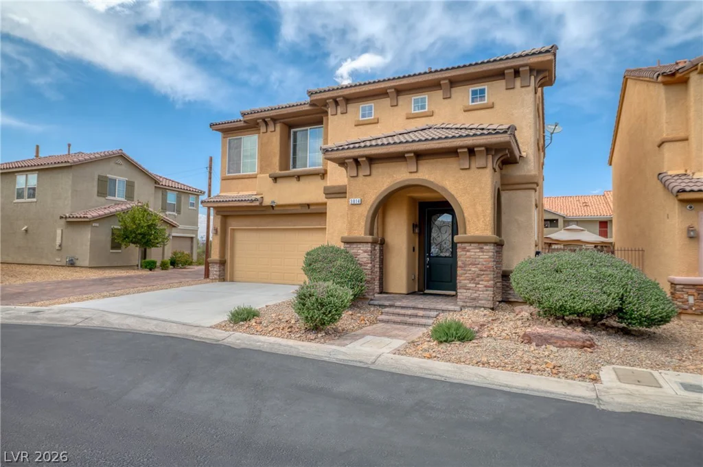 3814 Stadium, Las Vegas, NV 89120