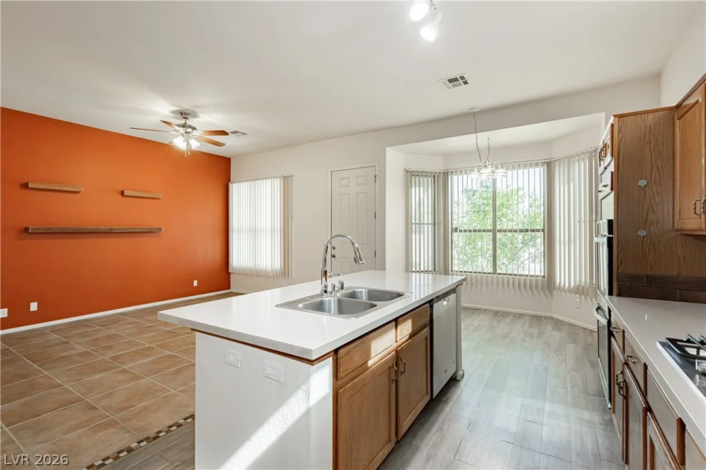 1578 Livingston, Henderson, NV 89012